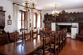 Villa Lavania