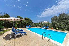 Villa Katerina in Neo Chorio