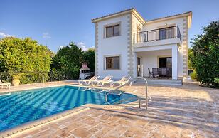 Villa Kambos Dio in Polis