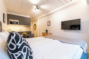 Uptown Hotel Apartments