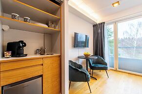 Uptown Hotel Apartments