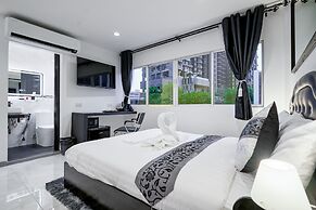 Thonglor Suites Hotel