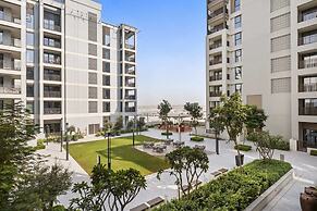 Silkhaus Summer Towers Creek Harbour