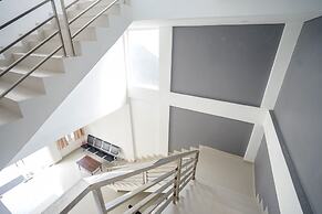 OYO 443 Hotel Barlian