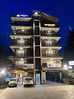 Gezellig Inn - Magic Mountain