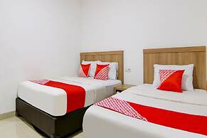 OYO 90233 The Shine Residence
