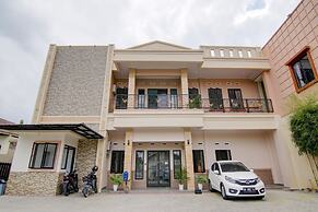 OYO 90233 The Shine Residence