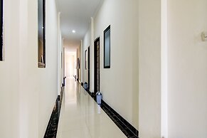 OYO 90233 The Shine Residence