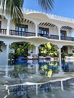 The New Blue Waves Hotel