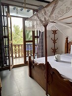 The New Blue Waves Hotel