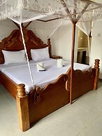The New Blue Waves Hotel