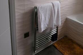1-bed Apt Sleeps 2 With Free Parking