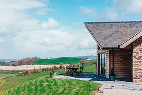 Beautiful Cottage in Idyllic Countryside Setting