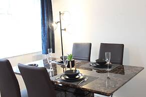 6guests-parking-nearstansted-accessible