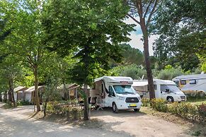 hu Firenze Certosa camping in town