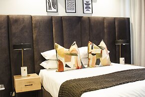 Executive apartment at Ellipse Waterfall