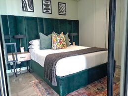 Executive apartment at Ellipse Waterfall
