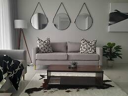 Executive apartment at Ellipse Waterfall