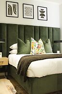 Executive apartment at Ellipse Waterfall