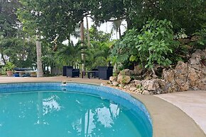 Xanthus Hotel