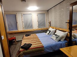 Jaala Hotel