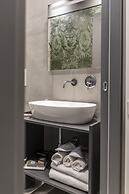 Three Rooms Toledo Luxury