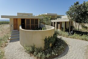 Casa Ohana by Lumina