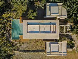 Casa Ohana by Lumina