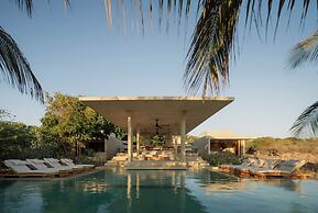 Casa Ohana by Lumina