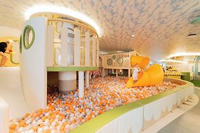 La Green Hotel & Residence
