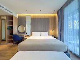 La Green Hotel & Residence