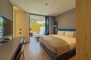 La Green Hotel & Residence