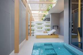 La Green Hotel & Residence