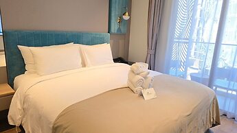 La Green Hotel & Residence