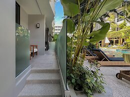 La Green Hotel & Residence
