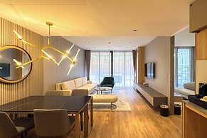La Green Hotel & Residence