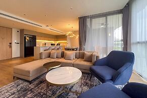 La Green Hotel & Residence