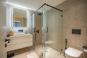 La Green Hotel & Residence