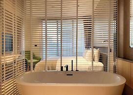 La Green Hotel & Residence