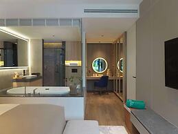 La Green Hotel & Residence