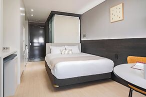 Urbanstay Sokcho Beach AB
