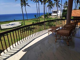 Pura Vida Varkala