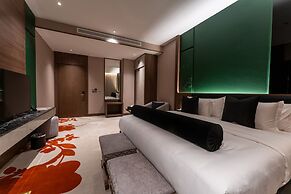 Lilac Park Hotel