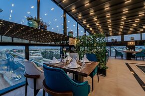 Lilac Park Hotel