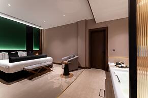 Lilac Park Hotel