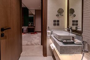 Lilac Park Hotel