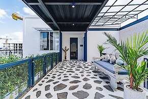 Omah Bleue Villa