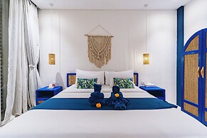 Omah Bleue Villa