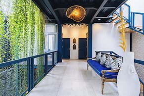 Omah Bleue Villa