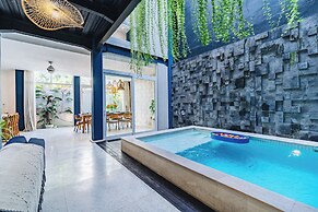 Omah Bleue Villa
